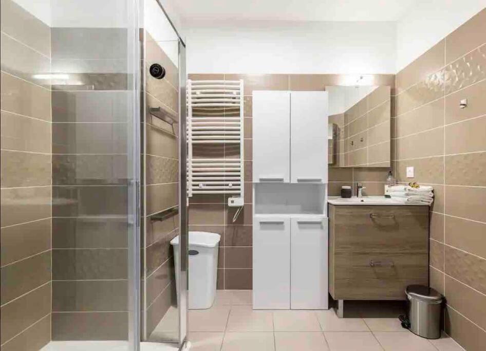 Logement Moderne Luxueux Parking Ac Cote De La Mer Nice Eksteriør bilde